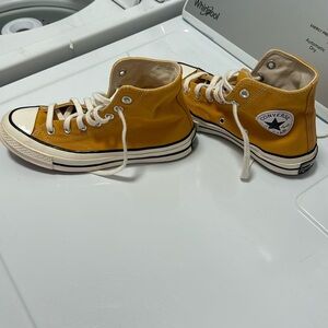 Sunflower gold converse